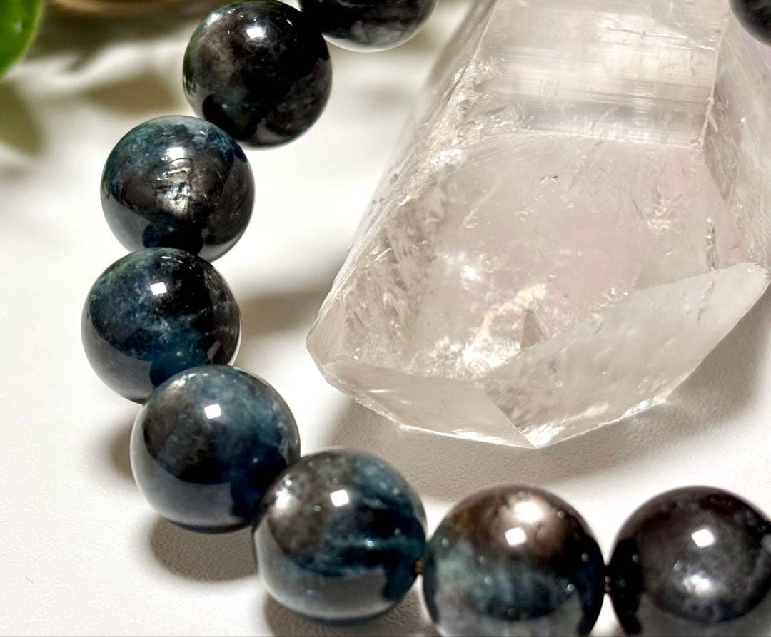 究極品質　超希少幻の逸品　海の精霊の宝物　幻のゴールドブラックスターアクアマリン