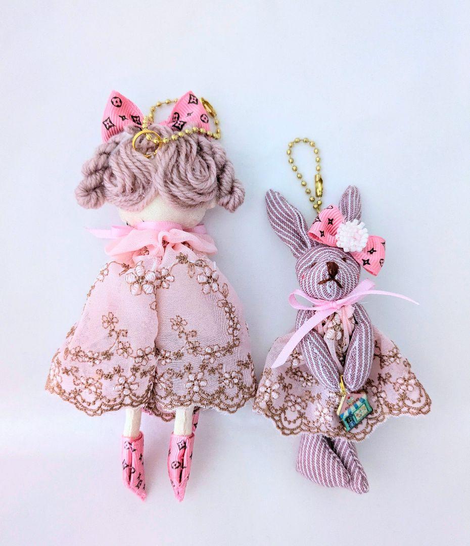 リバーサイド様　ハンドメイド❋ドールチャーム＆うさぎチャーム