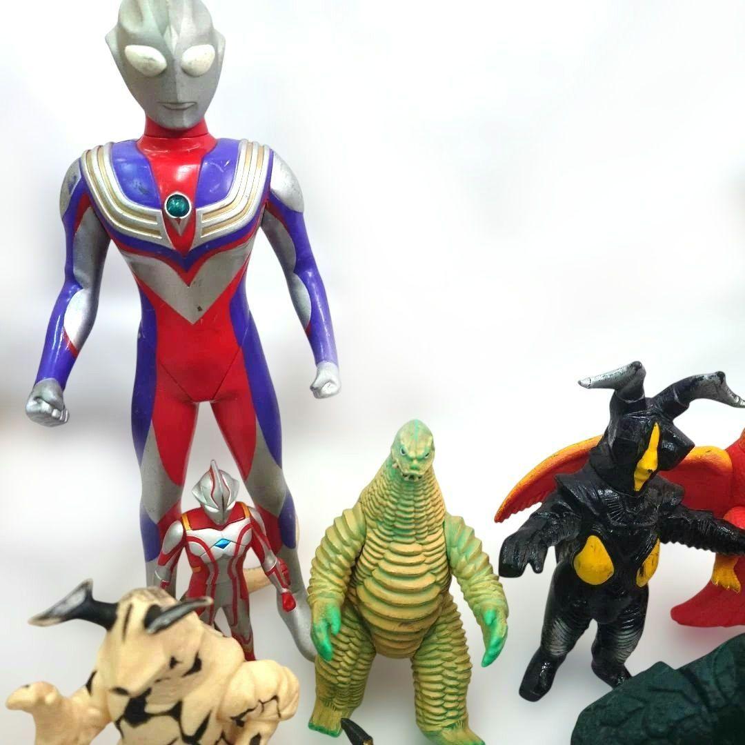 ウルトラマン、怪獣いろいろ30体セット