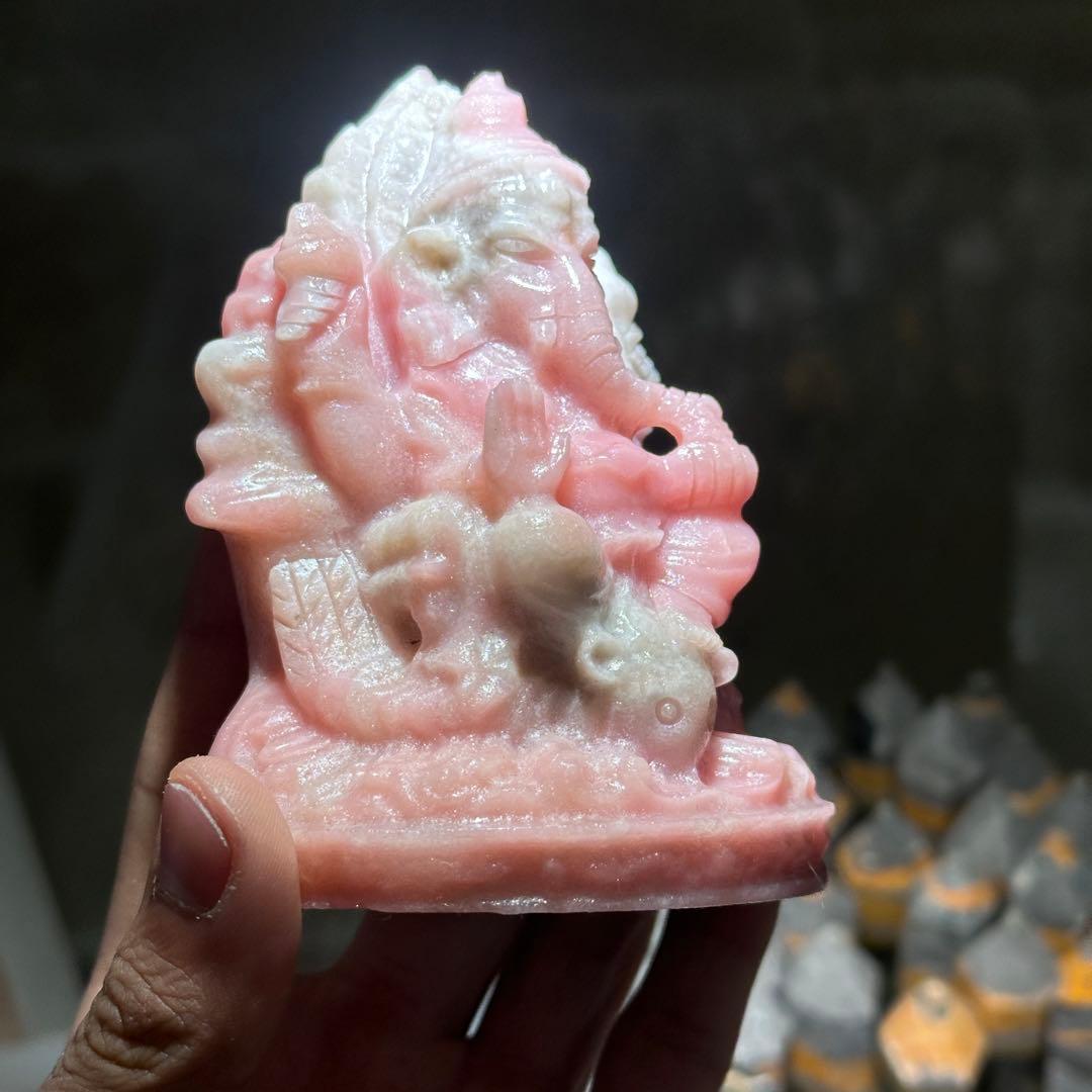 天然石ピンクオパールのガネーシャ　置物　彫り物G.266