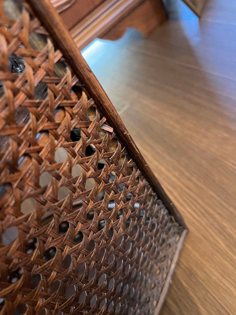 レトロな３段カゴ　壁掛け　60㌢✖️35㌢