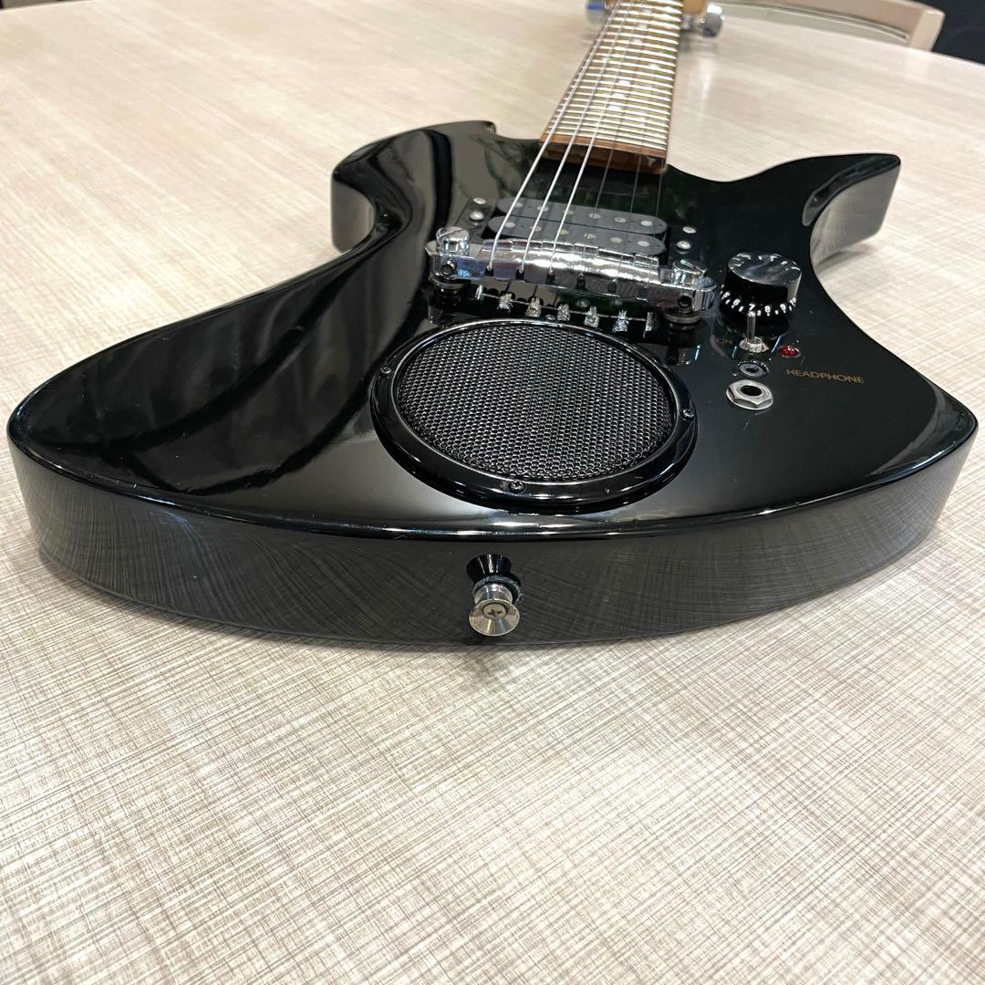 【Photogenic】ミニエレキギター アンプ内蔵 モッキンバード hide