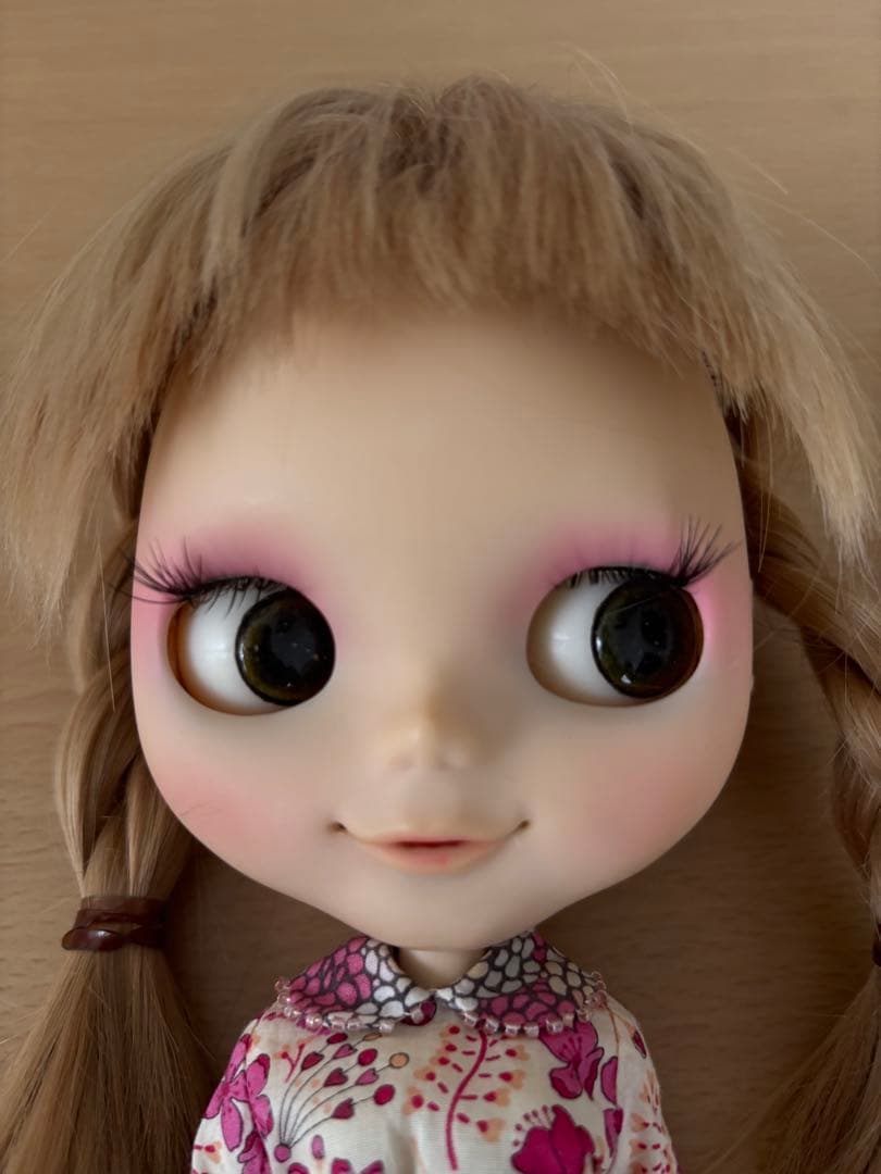 カスタムブライス➕ミニチュア家具➕アウトフィット小物多数　ジャンク