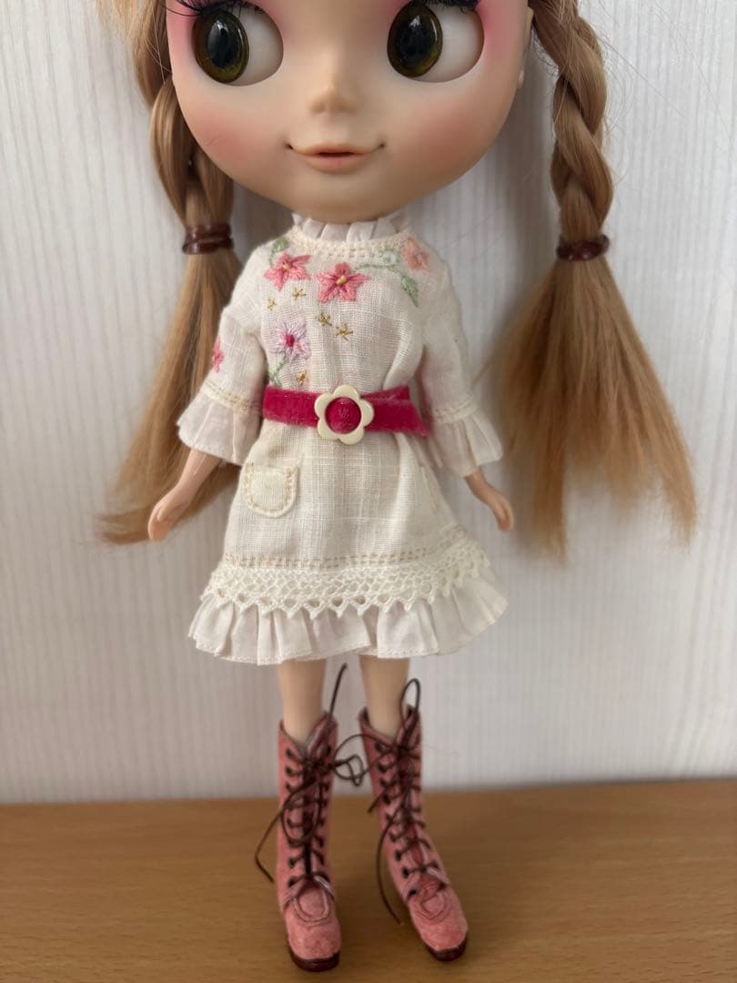カスタムブライス➕ミニチュア家具➕アウトフィット小物多数　ジャンク
