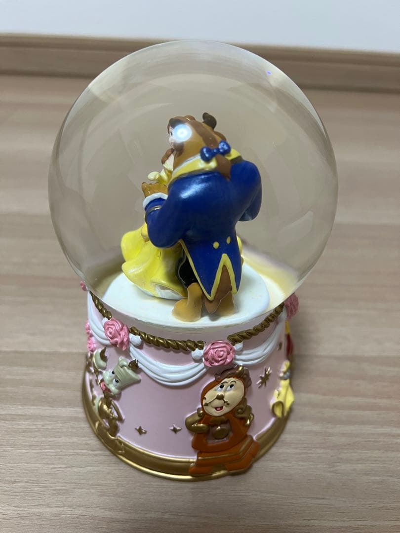 ディズニー 美女と野獣 スノードーム 箱付き美品‼️