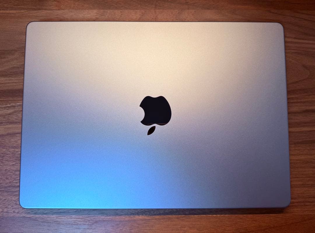 M1max MacBook Pro 14インチ JISキーボード