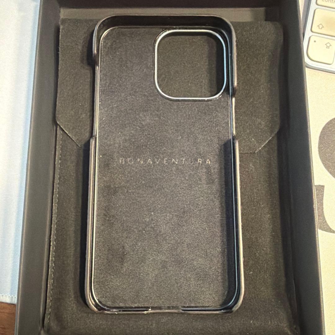 iPhone 15 Pro Max バックカバーケース シュリンクレザー