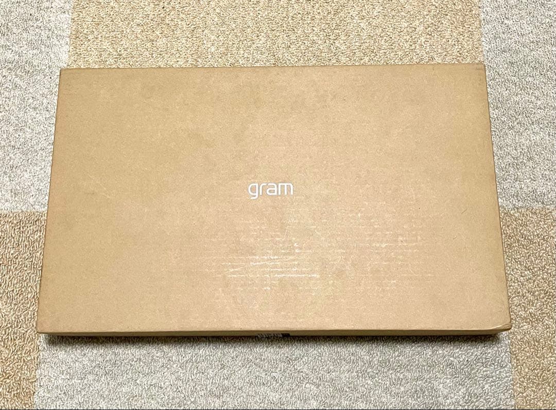 新品同様16インチ Windows11 ノートPC LG gram 16Z90S