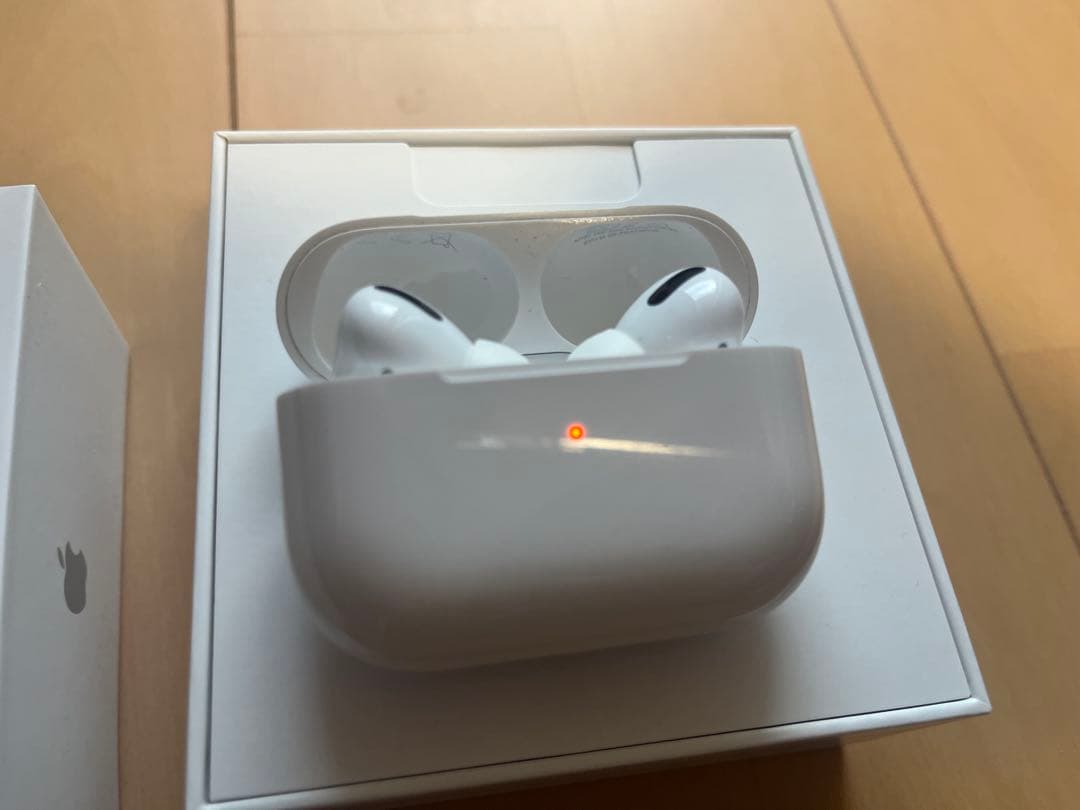 AirPods Pro ワイヤレス充電対応