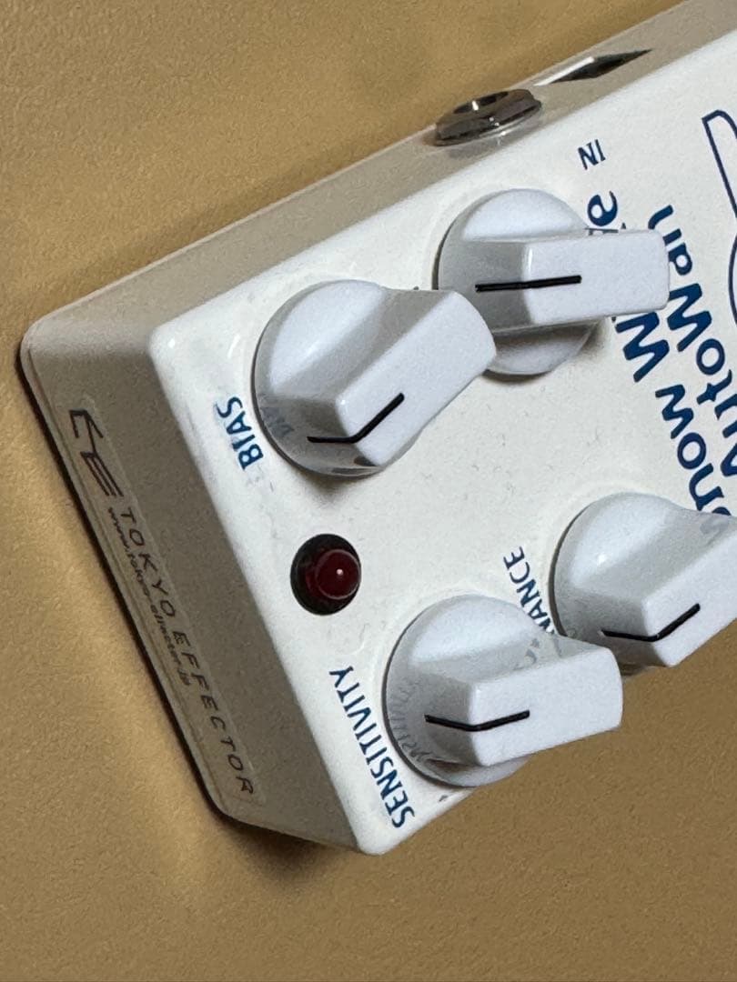 ギター MAD PROFESSOR  White BJF DESIGN