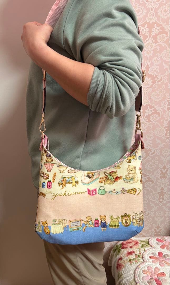 2021 ハンドメイド　マチ有りショルダーバッグ　フランシュリッペ