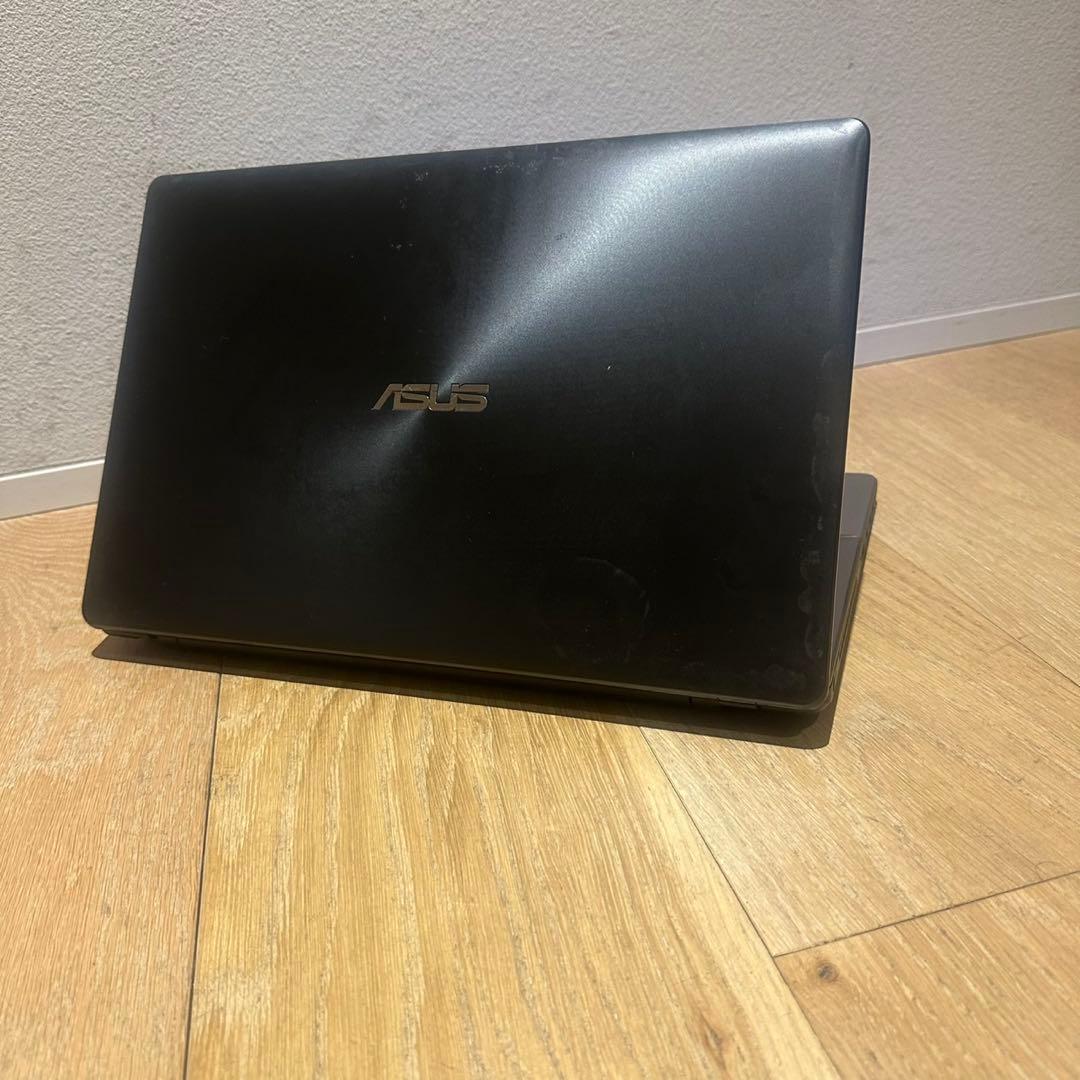 Windows11 ノートパソコン　SSD core i7 asus 初心者