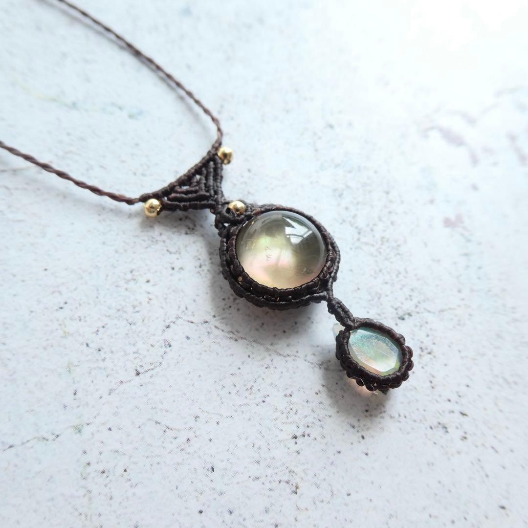 シェルスモーキークォーツ・オパールのマクラメネックレス