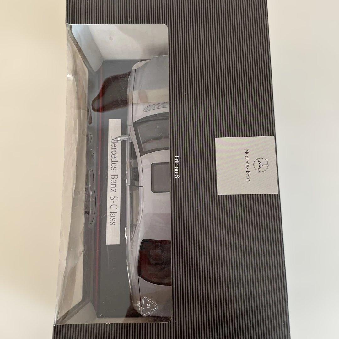 [新古品] メルセデス・ベンツ Sクラス ミニカー 1/18