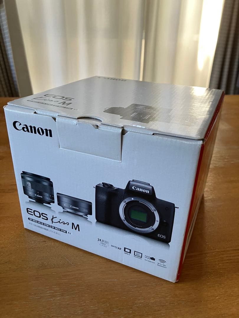Canon EOS Kiss M ダブルレンズキット おまけ有 送料込