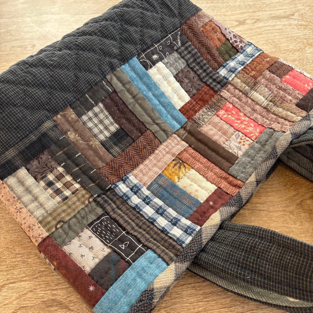 パッチワークキルト　ログキャビンのトートバック　ハンドメイド