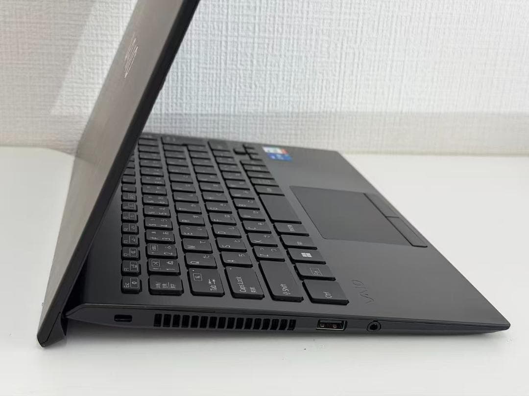 高年式 VAIO第12世代i5 搭載 8+256 win11Office2021