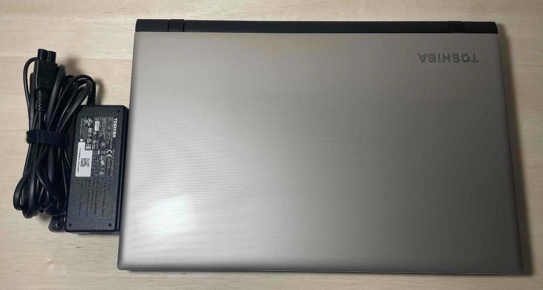 Win11 dynabook 第4世代i7 メモリ12GB SSD256GB