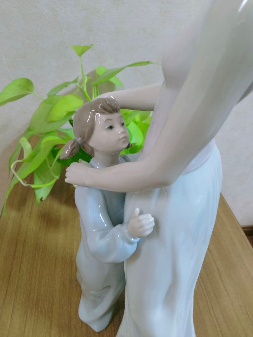 美品 リヤドロ「大好きなママ」