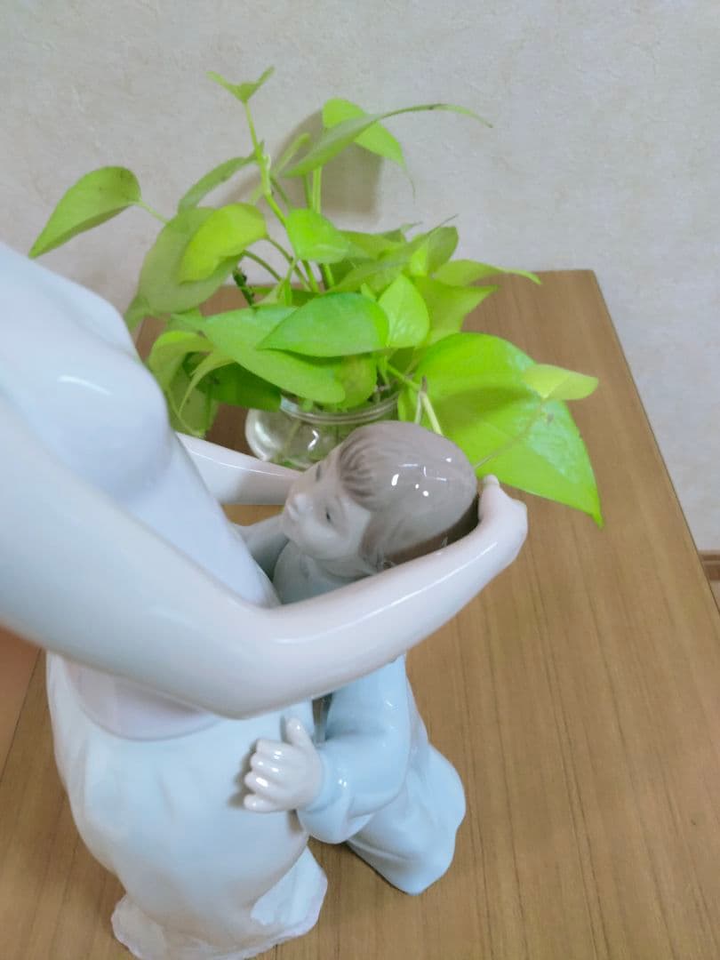 美品 リヤドロ「大好きなママ」