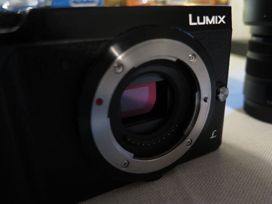 GX7MK2+20mmF1.7+14-42ズームレンズ おまけにフィルムカメラ