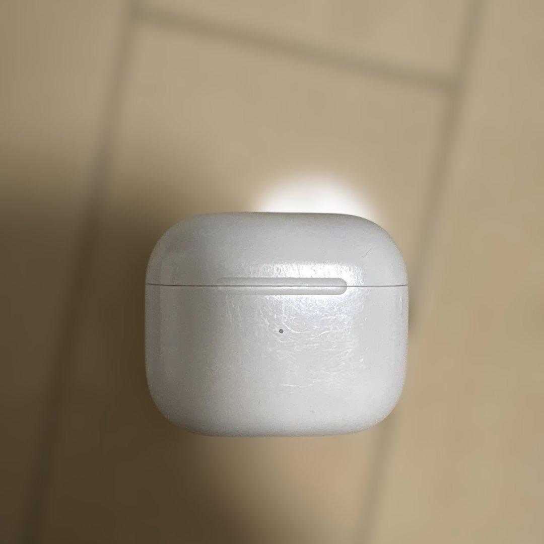 Apple AirPods3 本体 充電ケース、充電ケーブル、ケース付き