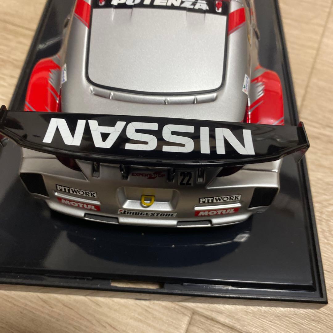 auto art 1/18日産フェアレディZ MOTUL