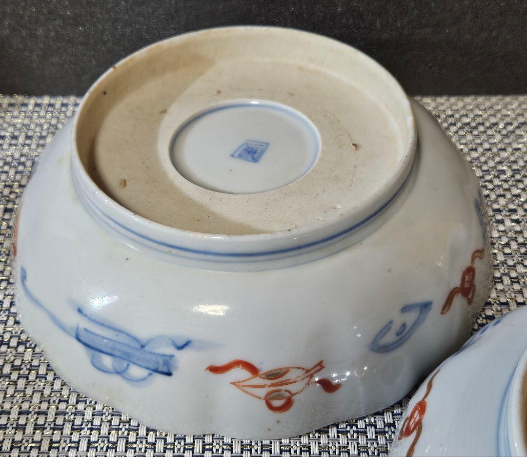 明治時代　古伊万里　染錦　見込みに柘榴　菊花図　15.7cm　輪花深皿　2客ペア