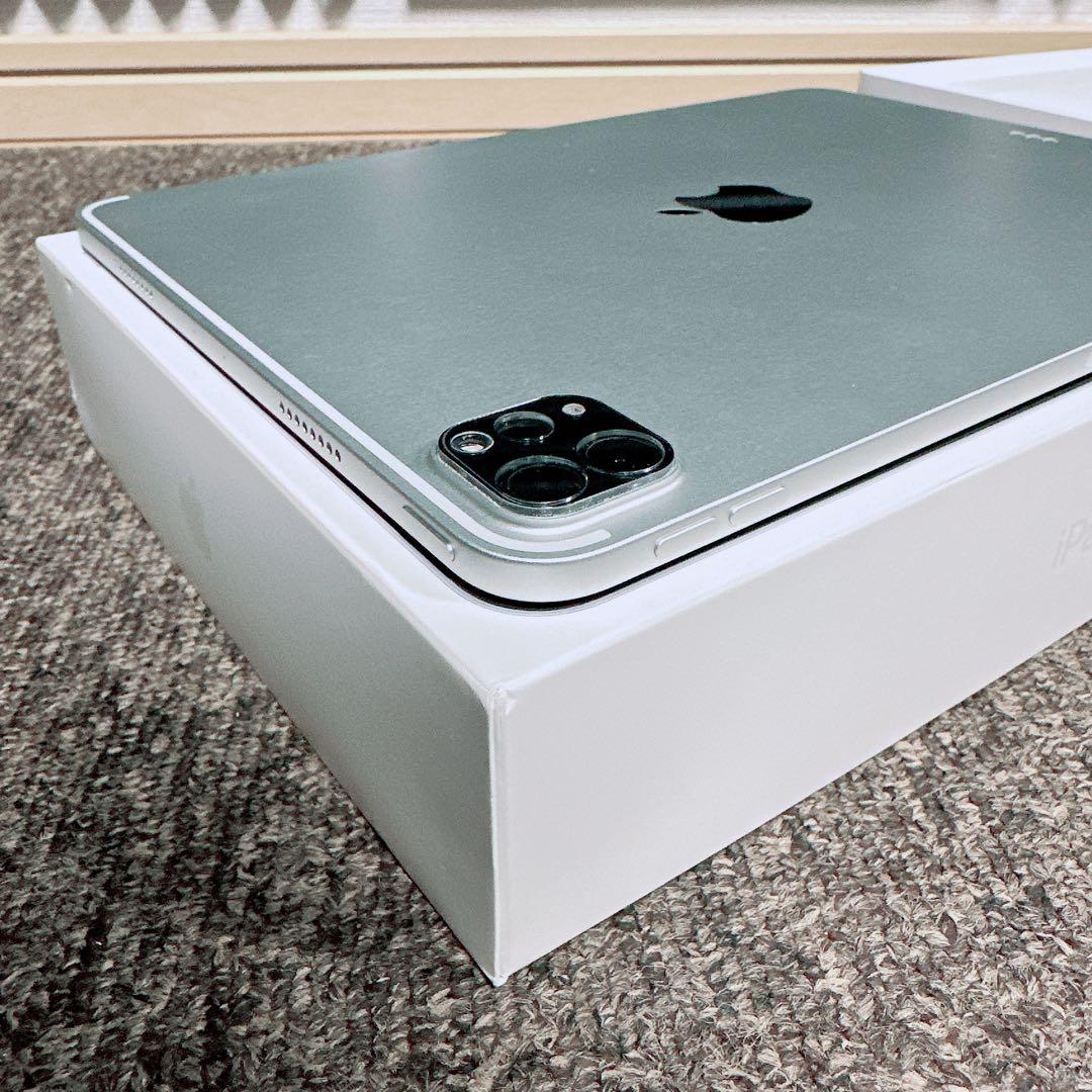 りゅうすけ専用　美品 iPad Pro 第4世代11インチ128GB セット