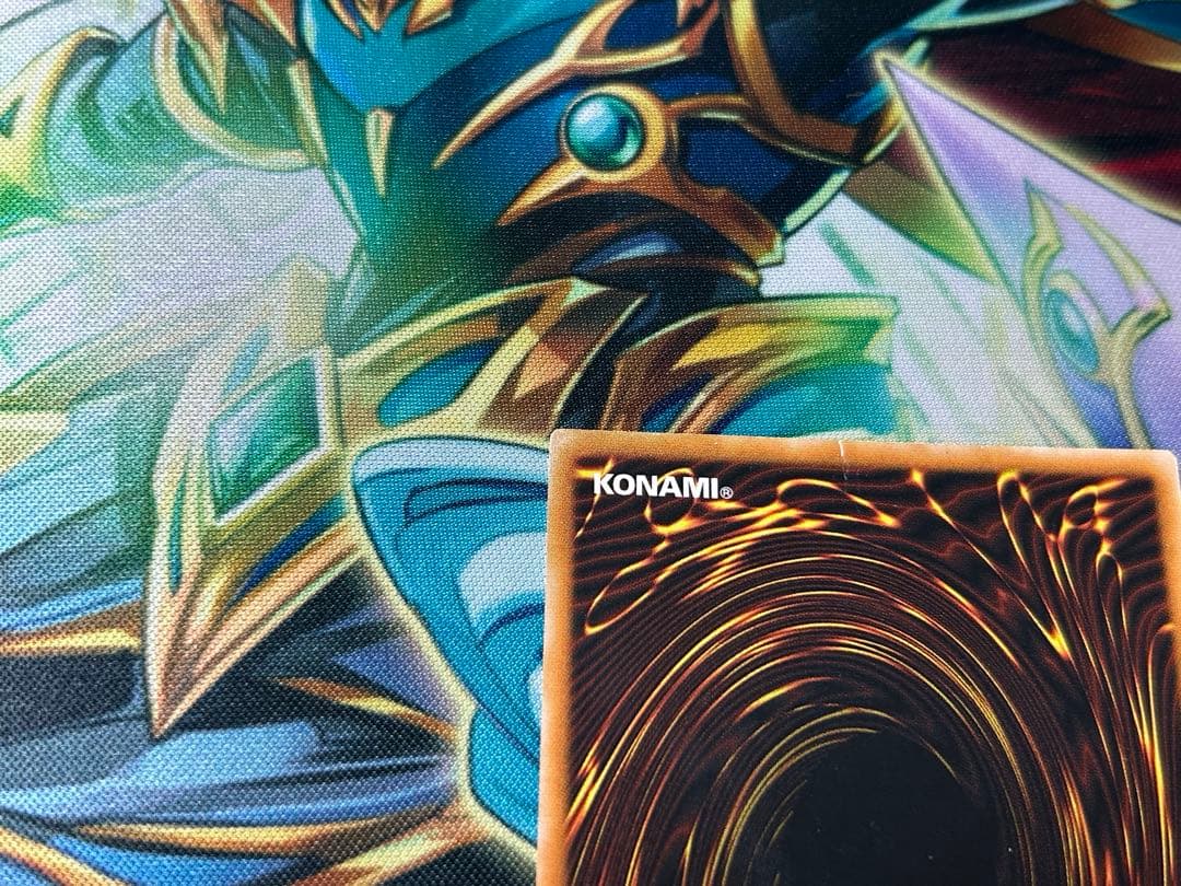 遊戯王 ブラックマジシャン レリーフ　アルティメットレア　LN-53