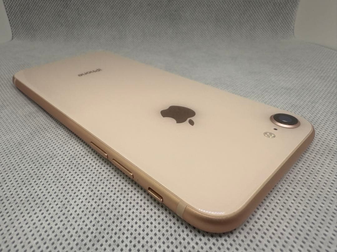 【美品】Apple iPhone 8 ゴールド SIMフリー