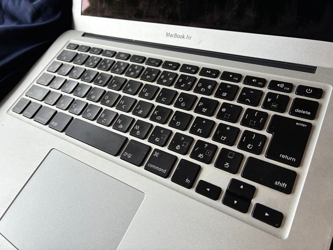 MacBook本体 Apple MacBook Air 13inch Mid-2012 251GB