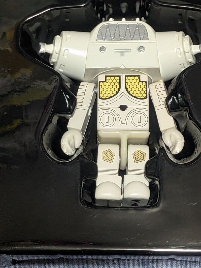 特撮エースNo001創刊号バルタン星人フィギュア付録·タイニビッツ合金セット