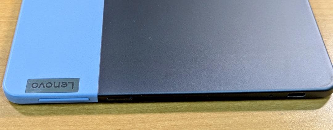 051300C Lenovo CT-X636F　128GB　本体