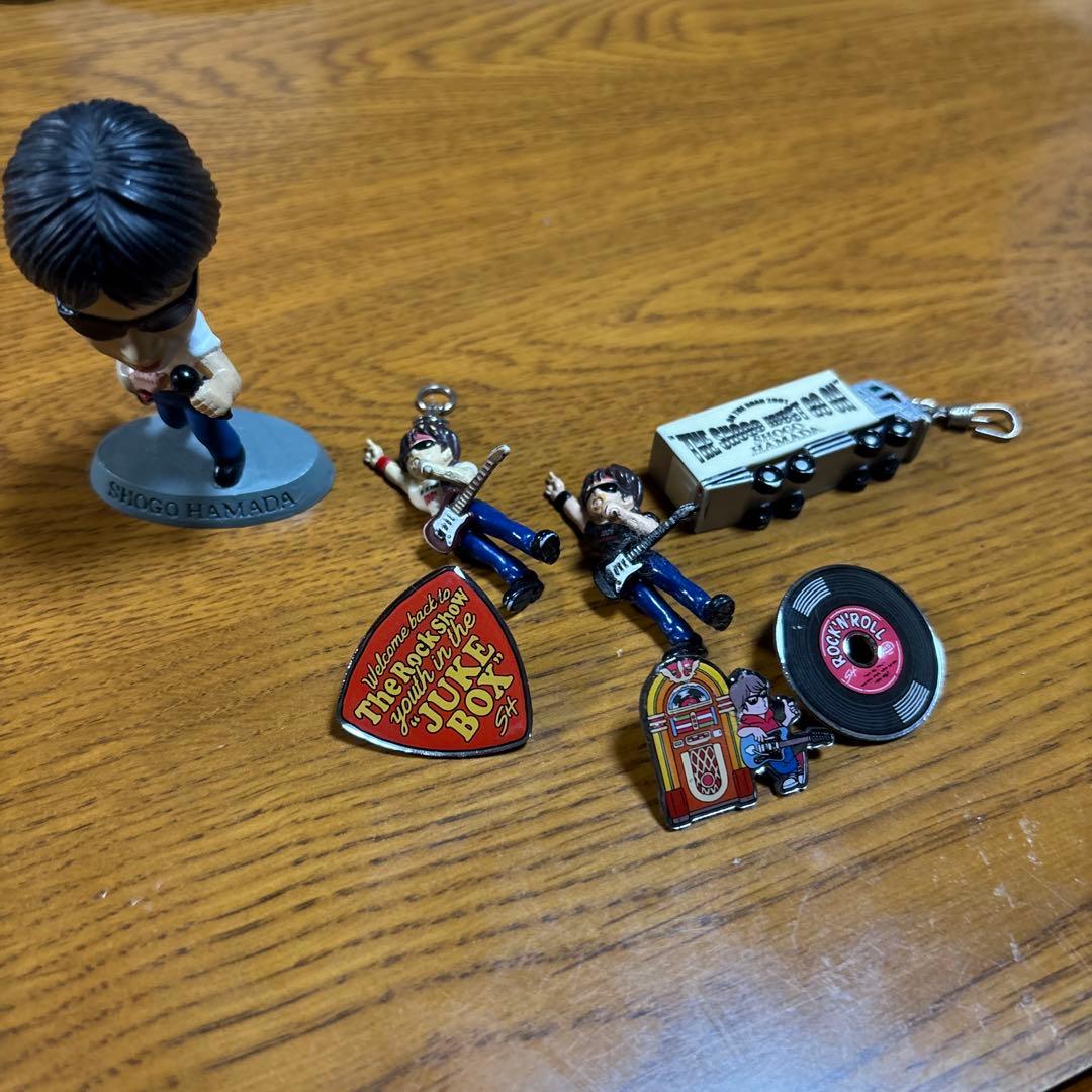 浜田省吾フィギュア　ピンバッジ　キーホルダー