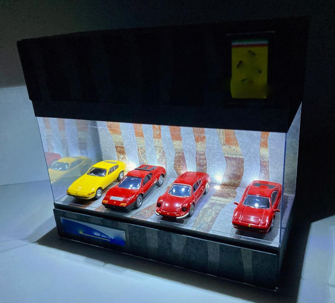 1/64仕様・退廃的・ディスプレーBOX /白色LED照明10灯・ネオガレージ