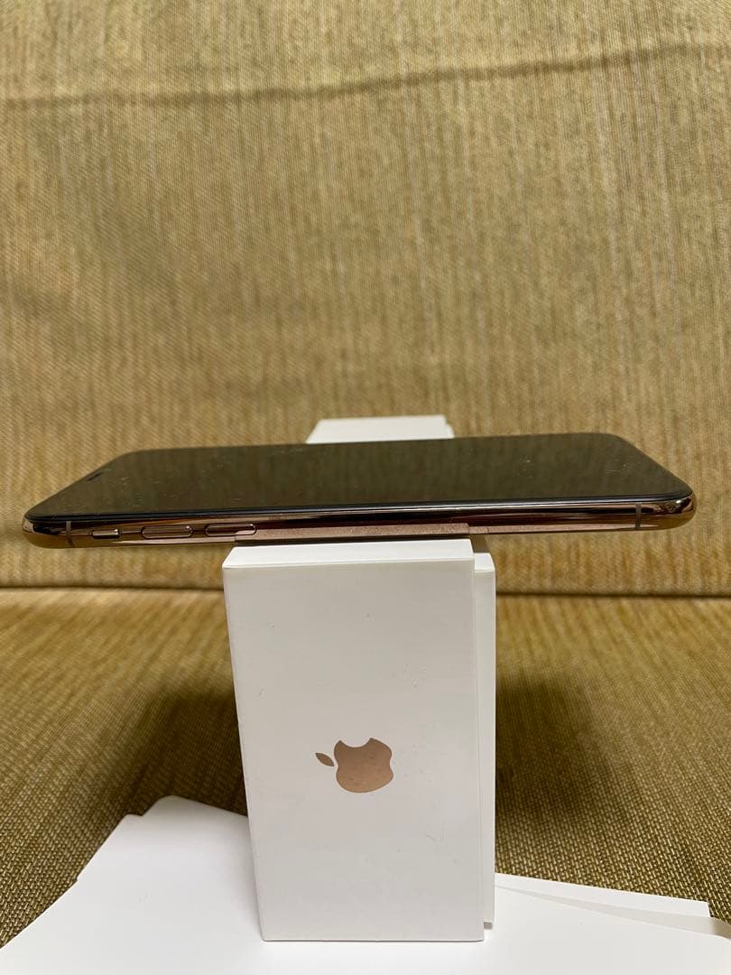 iPhone Xs Gold 64G 美品