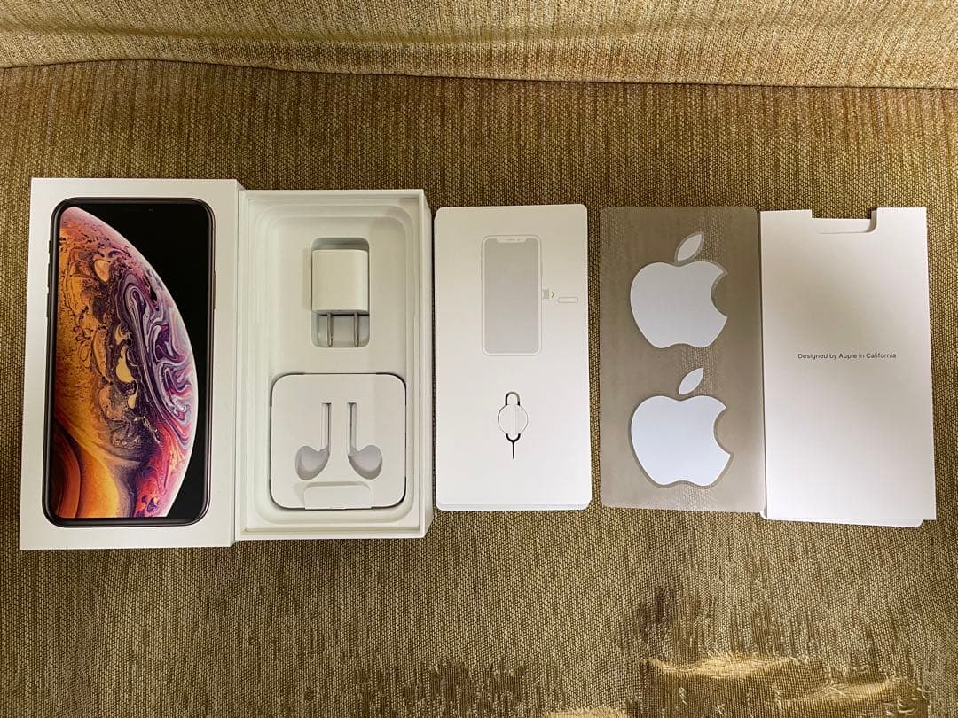 iPhone Xs Gold 64G 美品