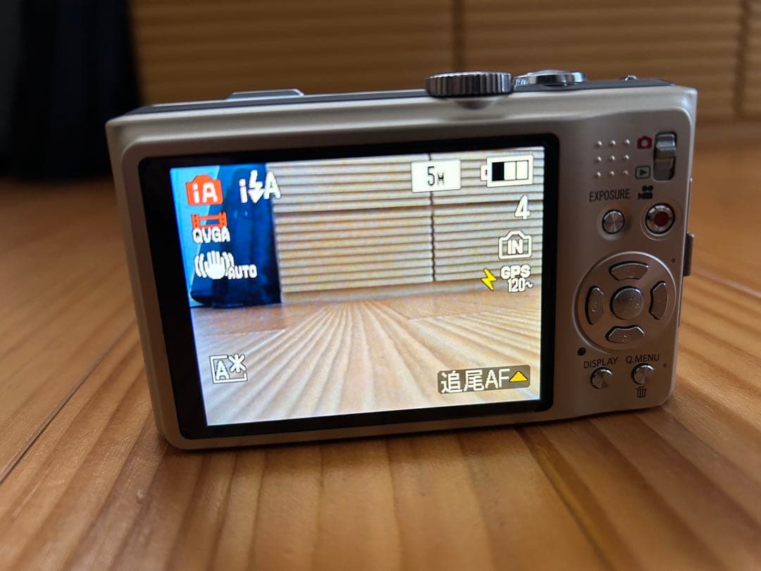 LUMIX DMC-TZ10 デジタルカメラ　完動品