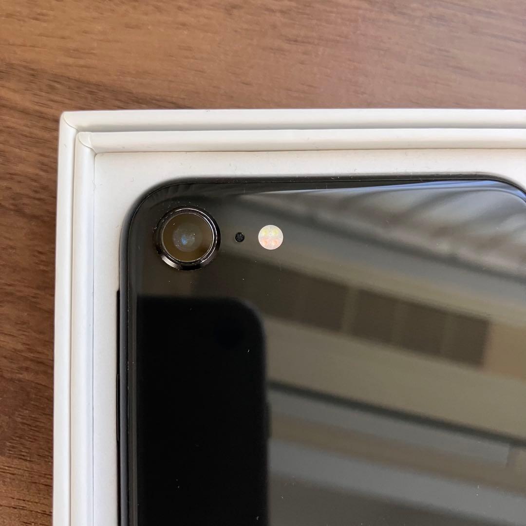 iPhone SE2 128GB ブラック SIMフリー 美品