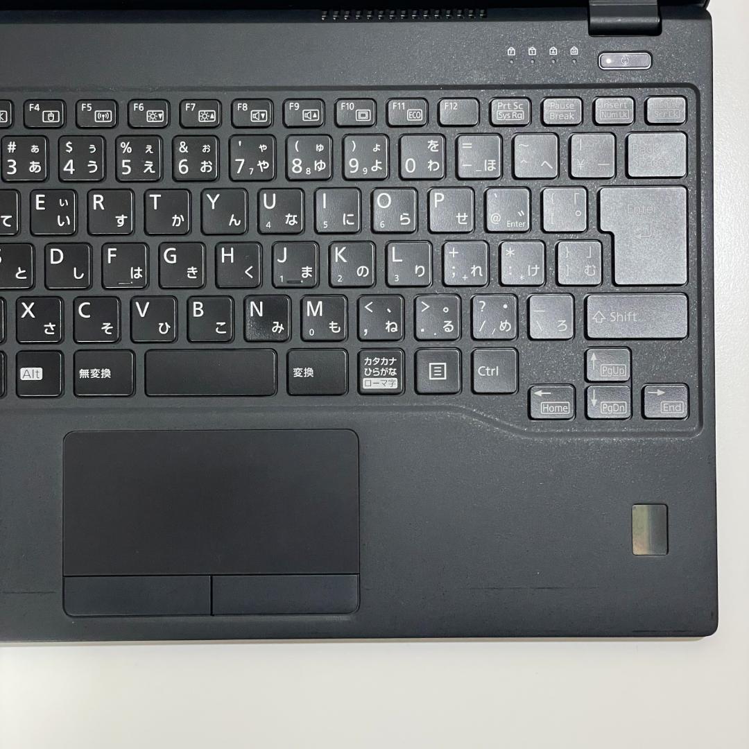 第10世代i7 富士通 U9310 ノートPC メモリ16GB 薄型軽量 SSD