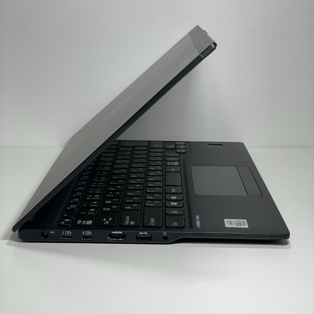 第10世代i7 富士通 U9310 ノートPC メモリ16GB 薄型軽量 SSD