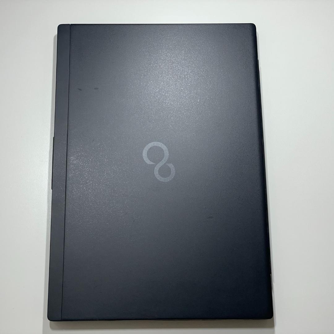 第10世代i7 富士通 U9310 ノートPC メモリ16GB 薄型軽量 SSD