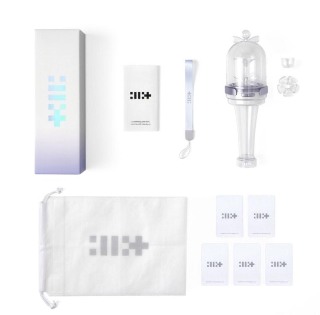 ２個セット　ILLIT　ペンライト　トレカ付き　公式　新品未開封　アイリット