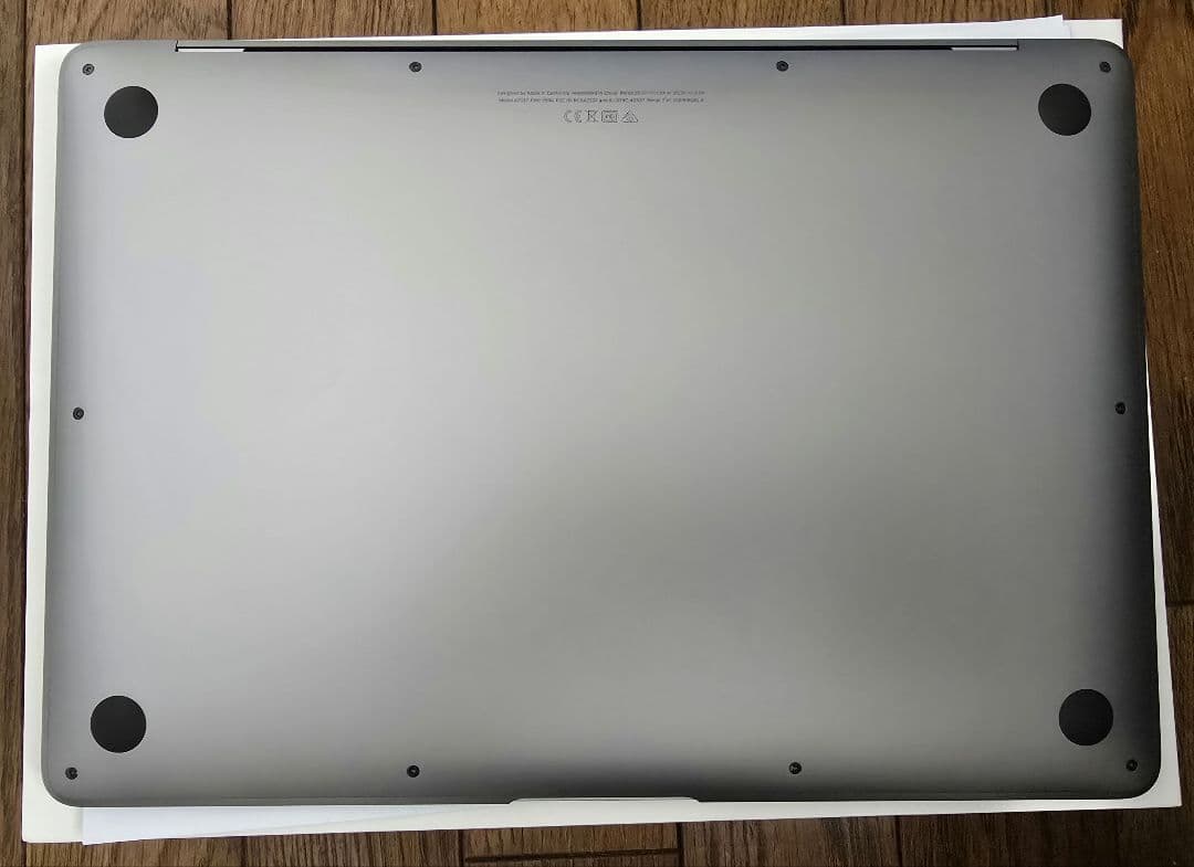 Apple MacBook Air 13インチ M1 8GB/256GB