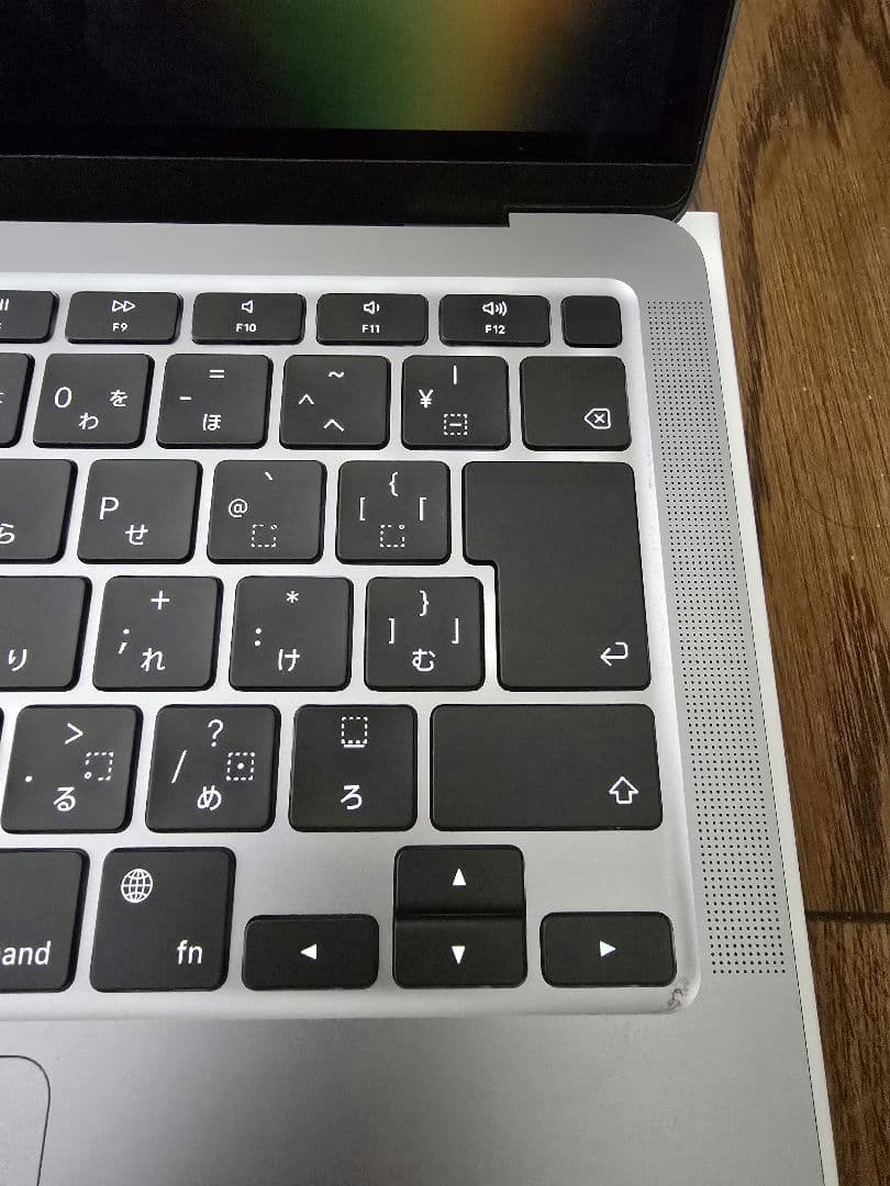 Apple MacBook Air 13インチ M1 8GB/256GB
