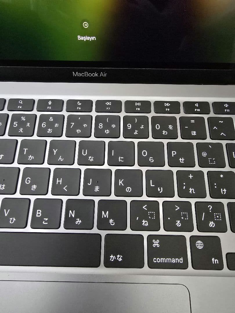 Apple MacBook Air 13インチ M1 8GB/256GB