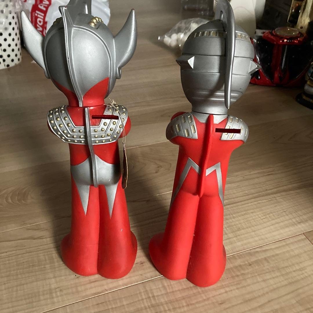 ウルトラマンフィギュア 貯金箱