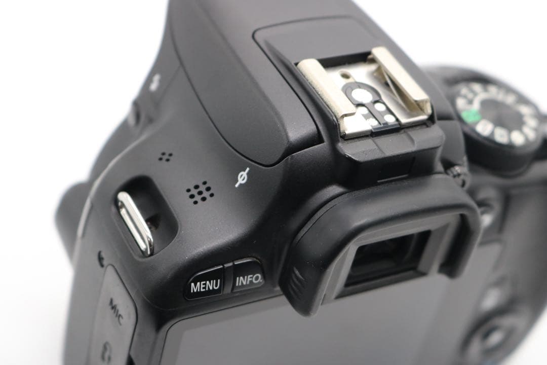 美品 【Canon EOS Kiss X7 ボディ】 オプション追加可能
