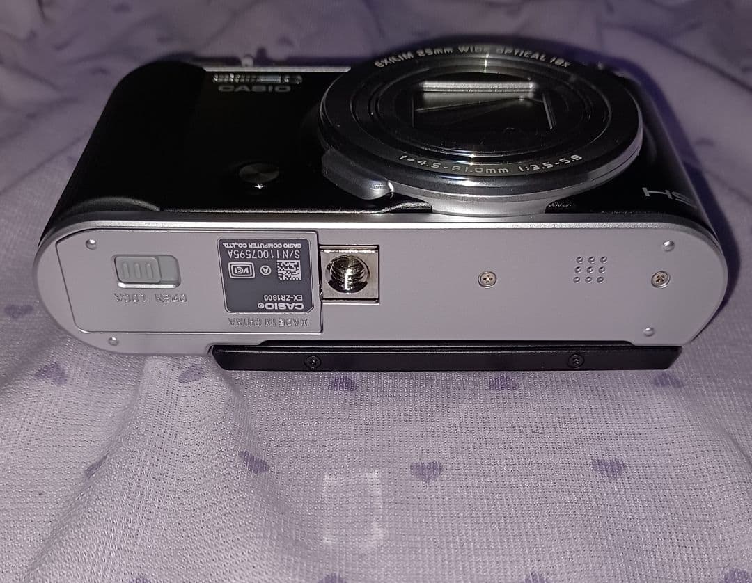 CASIO　デジタルカメラ　EXILIM ex-zr1800　ブラック